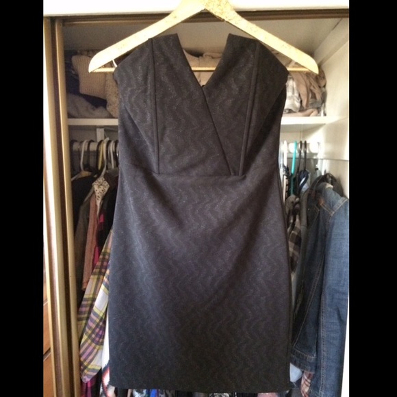 Foreign Exchange Strapless Deep V Dress