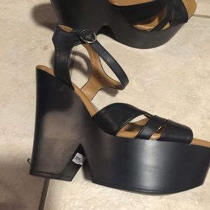 70's inspired platforms