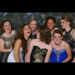 Meet your Posher, Lydia