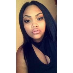 Follow me on ig & Twitter @_imakaelaa