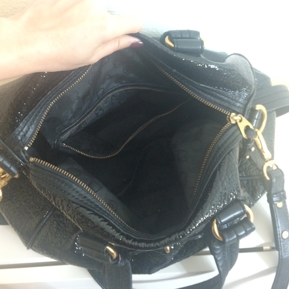 🎈🎉***SOLD*** 🎉🎈Marc by MarcJacob leather purse - Picture 2 of 4