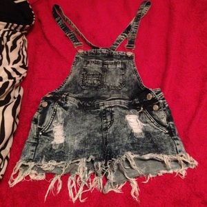 Overall string shorts