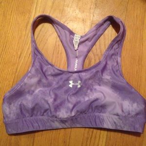 UA sports bra