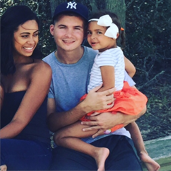 Meet your Posher, Audrey - Picture 2 of 4