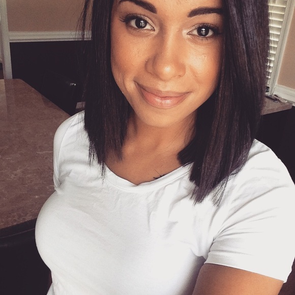 Meet your Posher, Audrey - Picture 4 of 4