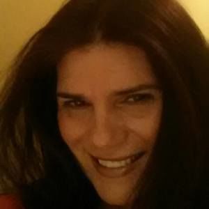 Meet your Posher, Lina