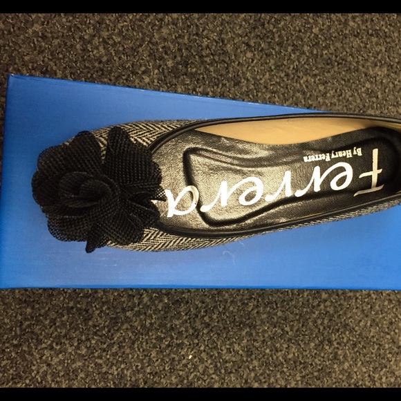 Henry Ferrera Flats