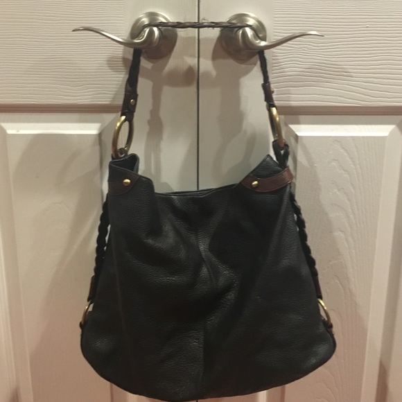 Borsetta Milano slouchy leather handbag.