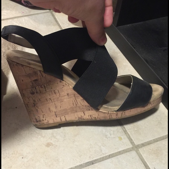 Stretch Cork and Black Platform