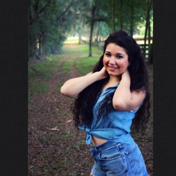 Meet your Posher, Amber