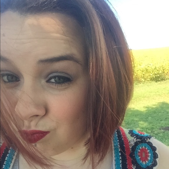 Meet your Posher, Kaley - Picture 1 of 1