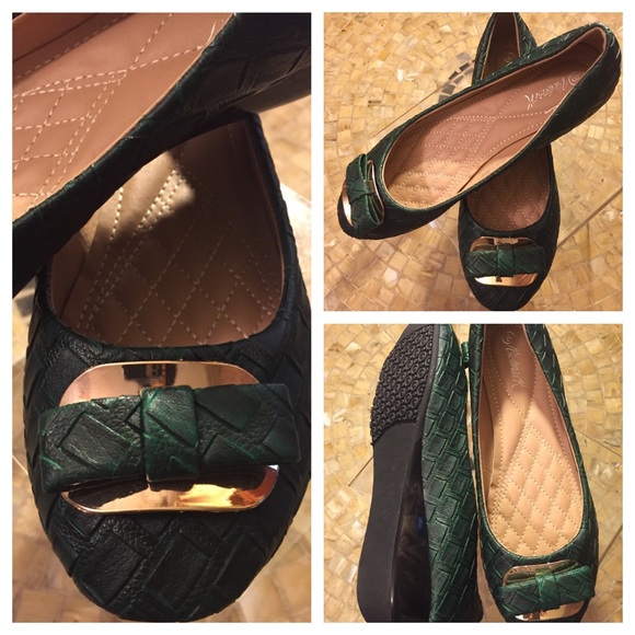 Forest Green Size 8 Victoria K Quilted Flat