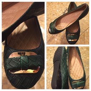 Forest Green Size 8 Victoria K Quilted Flat