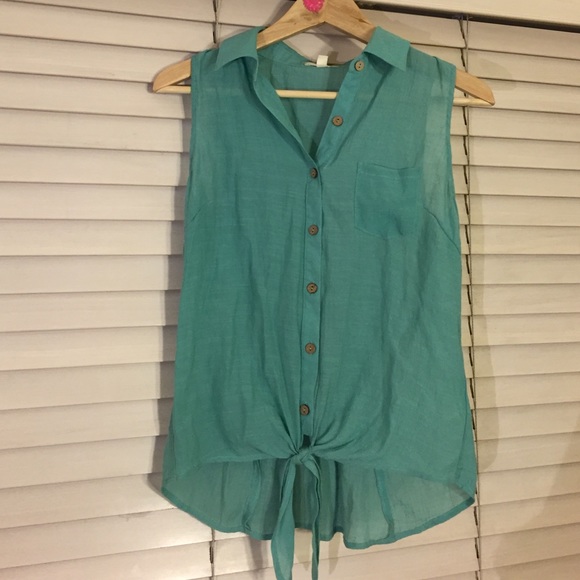 collared button-up tank w/ ties