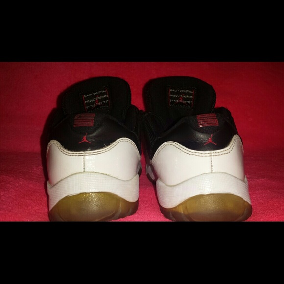 Tuxedo 11s - Picture 2 of 4