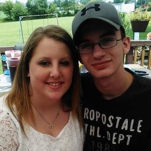 Meet your Posher, Stacy