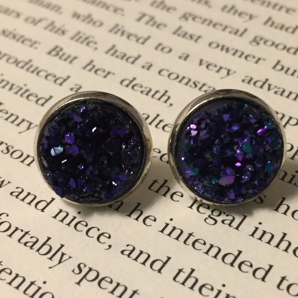 Druzy earrings - dark purple/blue