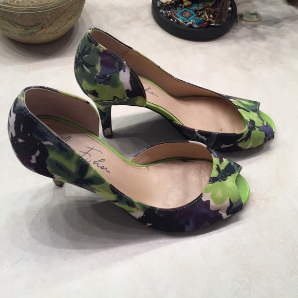 Michael Fisher Size 7 1/2 Purple and Green