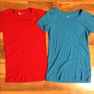 Gap tees. The red is a M. Blue is a S.