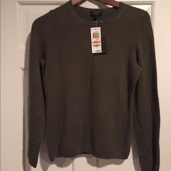 Brand new with tags, army green cashmere sweater - Picture 3 of 3