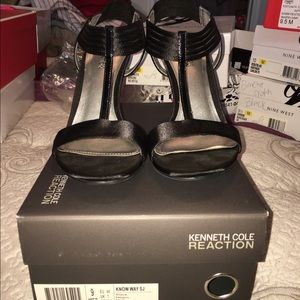 Kenneth Cole Reaction heels