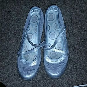 Silver/Grey tennis shoes