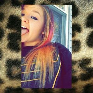 Meet your Posher, Taylor