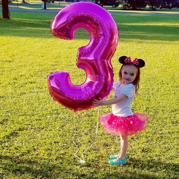 Hello poshers! - Picture 3 of 4