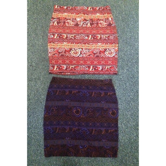 Forever 21 Patterned Skirts - Picture 1 of 4