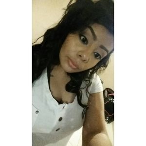 Meet your Posher, Yadira