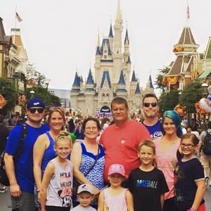 Meet your Posher, Lindsay