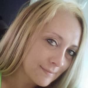 Meet your Posher, Carla