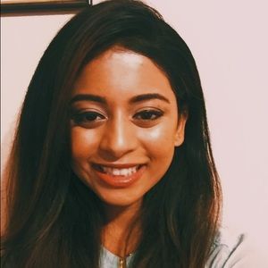 Meet your Posher, Maya