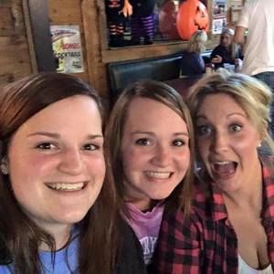 Meet your Posher, Rhoni