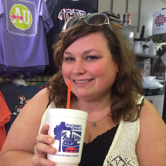 Meet your Posher, Shannon - Picture 1 of 1