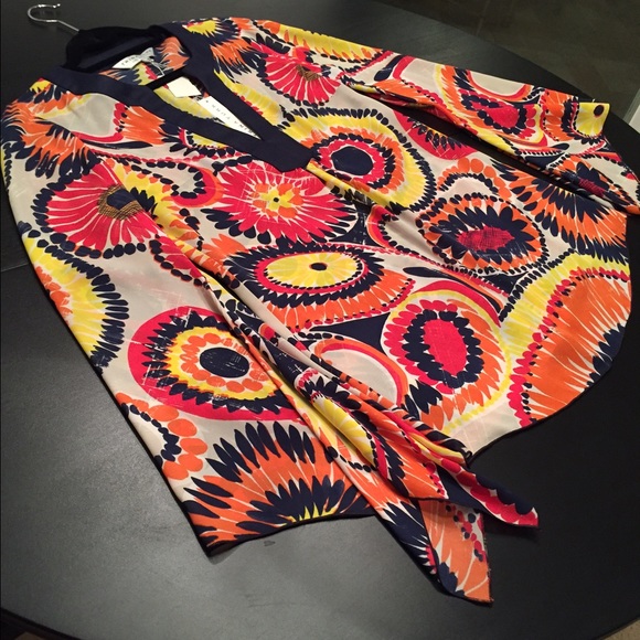 Trina Turk blouse - Picture 3 of 3