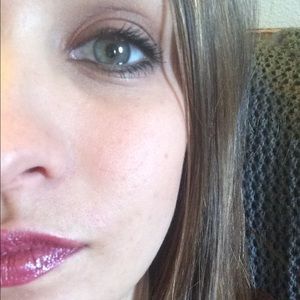 Hey y’all! I’m Holly! Welcome!!