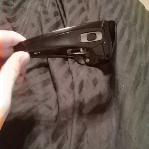 Oakley Batwolf - Picture 3 of 4