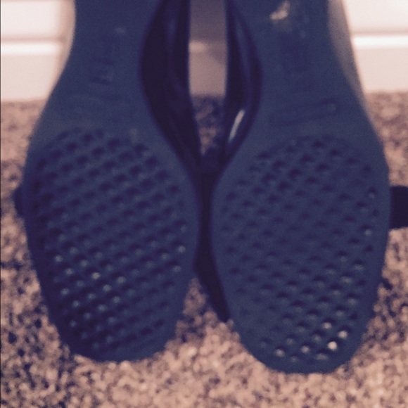 Black flats! - Picture 3 of 3