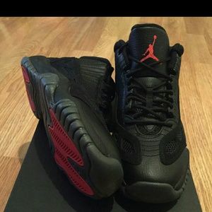 Jordan 11 low referee