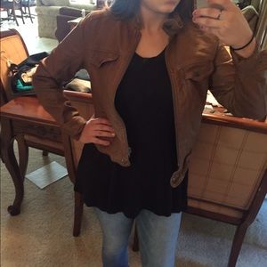 Brown leather jacket! GREAT CONDITION!