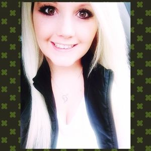 Meet your Posher, Brianne