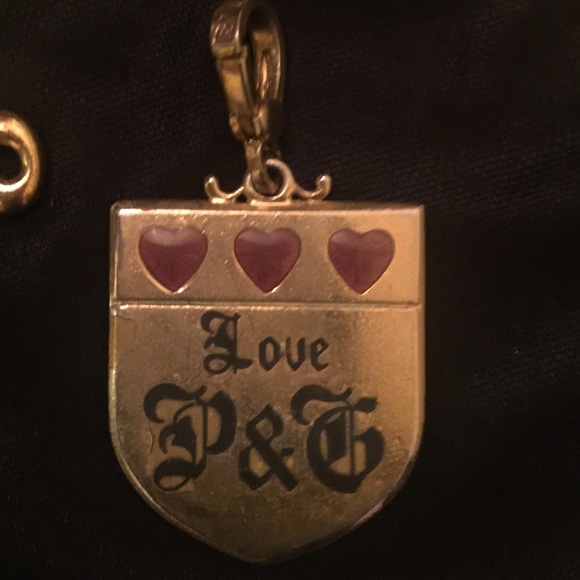 Juicy Couture Gold Bracelet with free charms - Picture 3 of 3