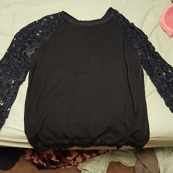 Dark blue sweater - Picture 1 of 3