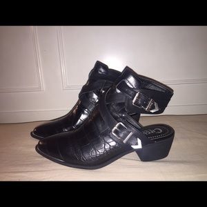 🎉NEW CIRCUS SAM EDELMAN OPEN HEELED BLACK BOOTIE