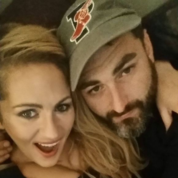 Meet your Posher, Dani - Picture 1 of 1