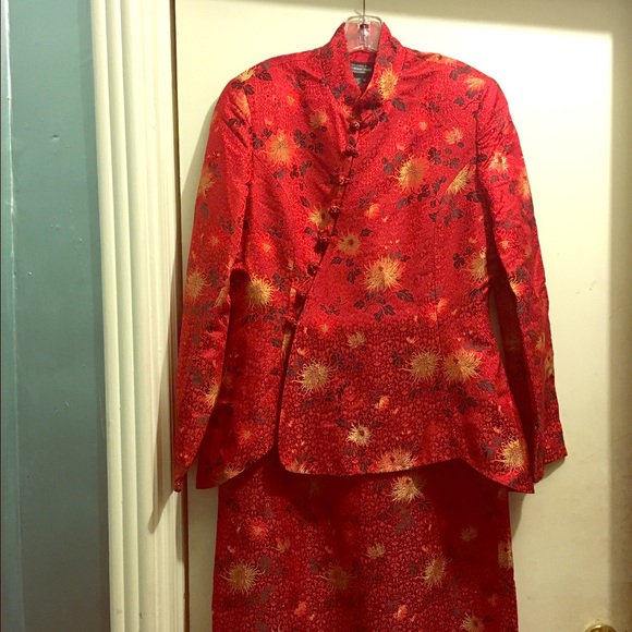 Dresses & Skirts - VINTAGE SILK BLEND ASIAN INSPIRED SUIT