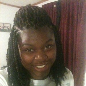 Meet your Posher, Dee