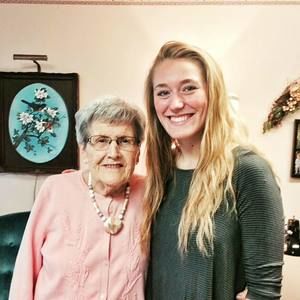 Meet your Posher, Hailey