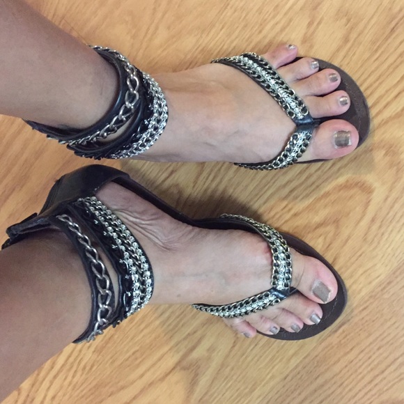 ⭐️SANDALS⭐️ - Picture 4 of 4